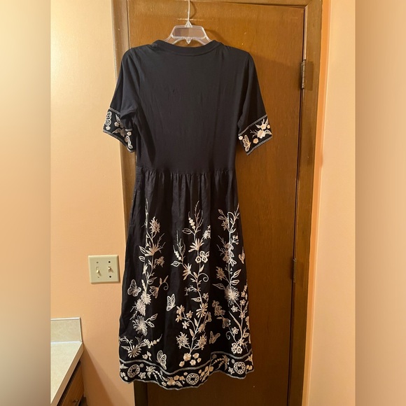 Johnny Was Domingo Linen Knit Mix Dress in Black - Picture 7 of 9